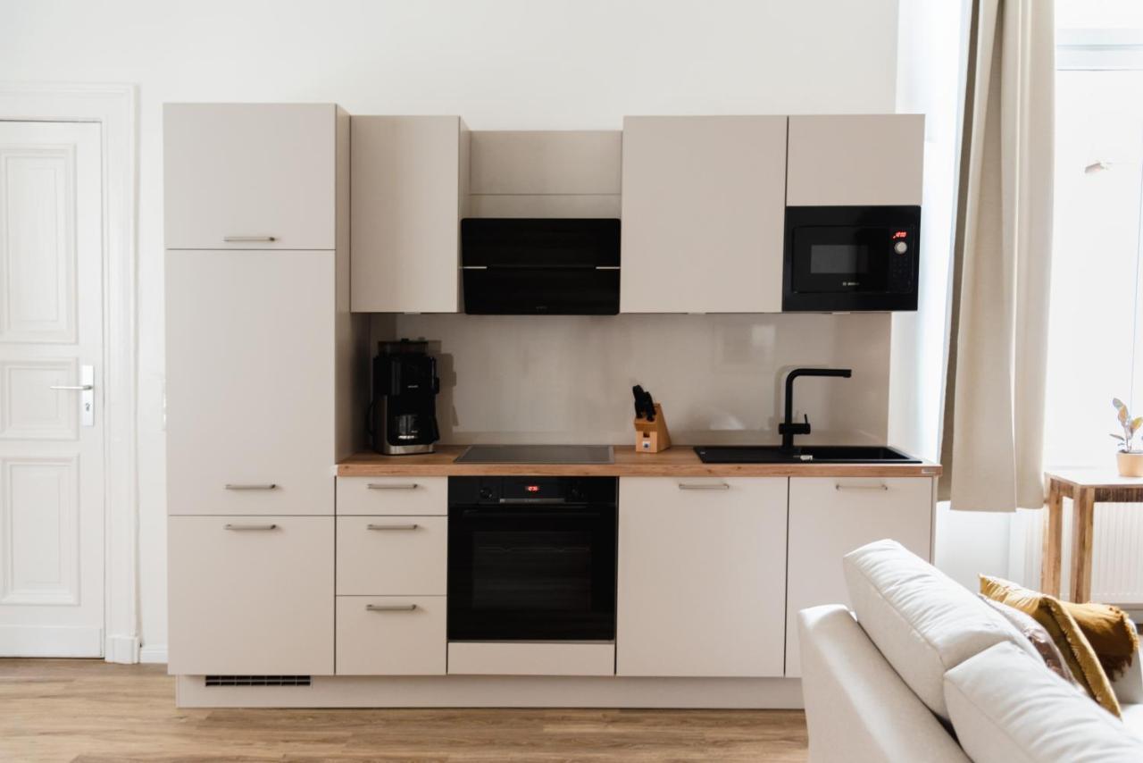 Exklusive Luxus-Unterkunft In Berlin Mitte: 2 Apartments, 130M², Designer-Mobel, Co2 Neutrale Reinigung Exteriör bild